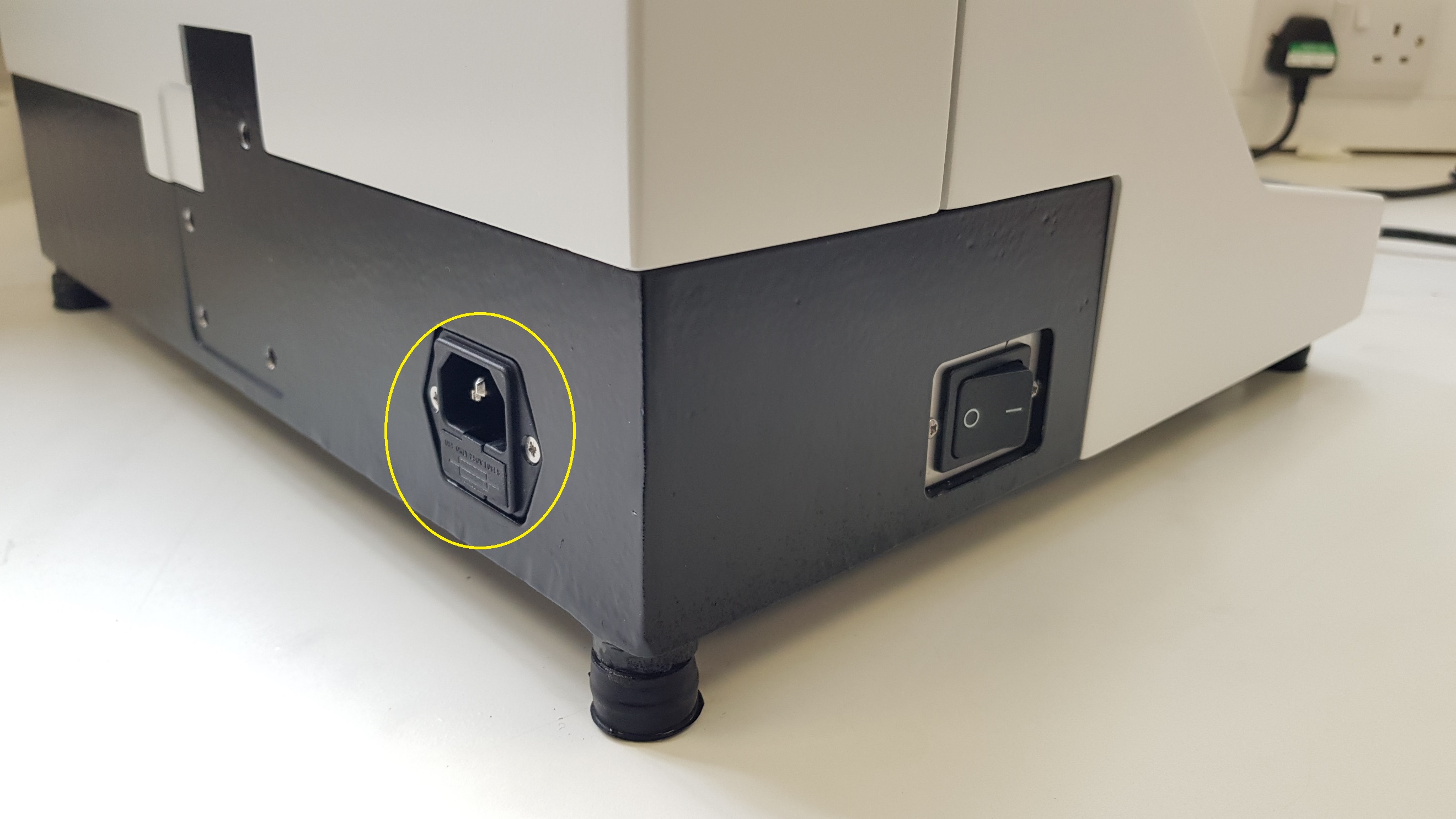 9000smz_Power_Inlet
